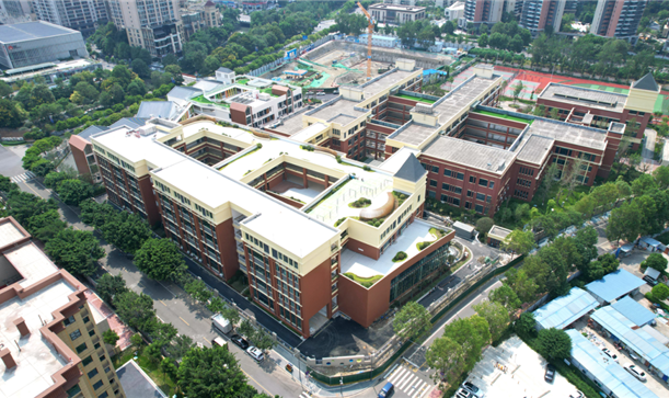 中国网——深入推进“六个一批”项目建设，成都新都三所学校即将开学迎新